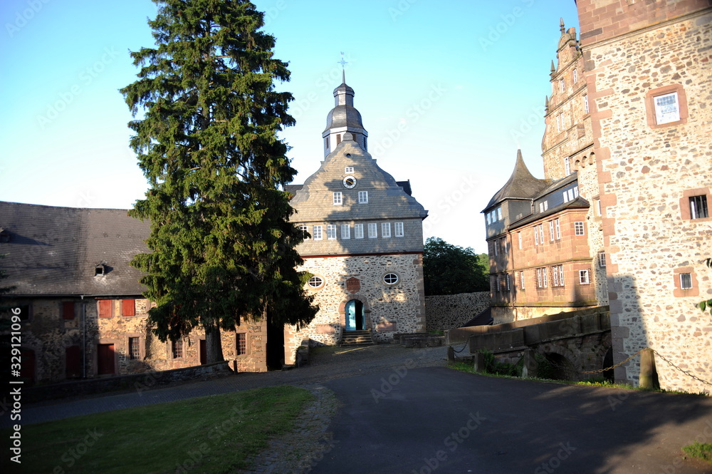 Burg Eisenbach bei Lauterbach in Hessen