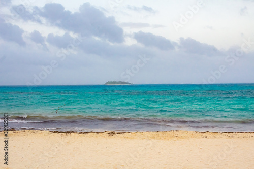 mar de siete colores san andres Johnny Cay colombia caribe cuba providencia hoyo soplador mar caribe atlantico 