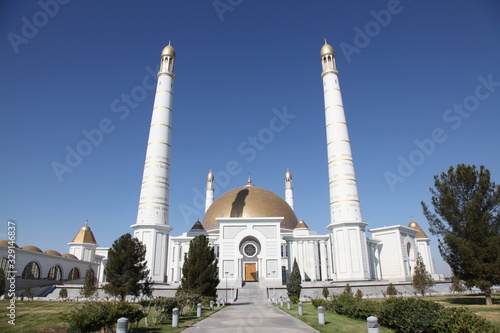 View of the Grand Mosque, Ashgabat, Turkmenistan photo