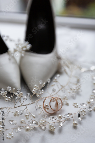 Wedding shoes with wedding rings
