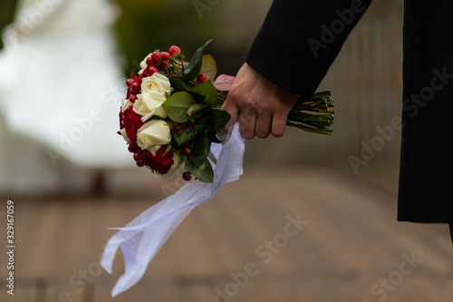 Wedding bouquet with wedding rings