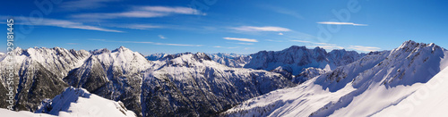 Winterliches Bergpanorama von der Schlierewand zum Tagweidkopf, Gamplesspitze, Heiterwand und Seelakopf © Gerhard