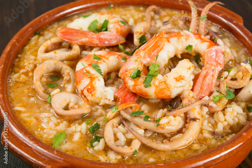 Foto Arroz caldoso con marisco