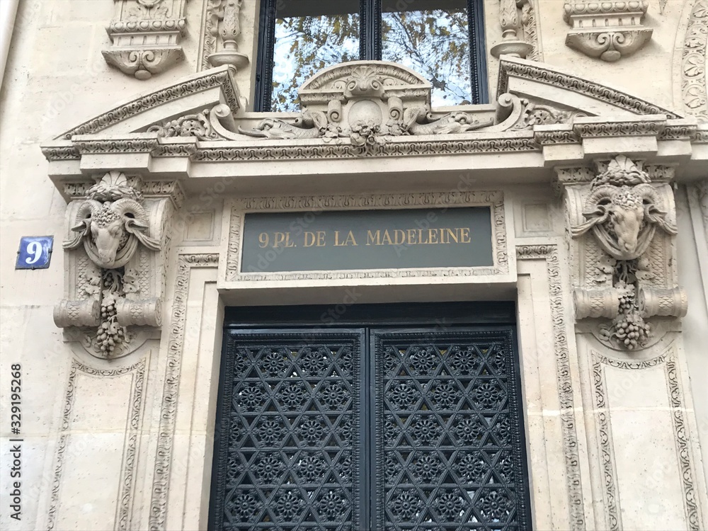 Obraz premium Portes et grilles de Paris