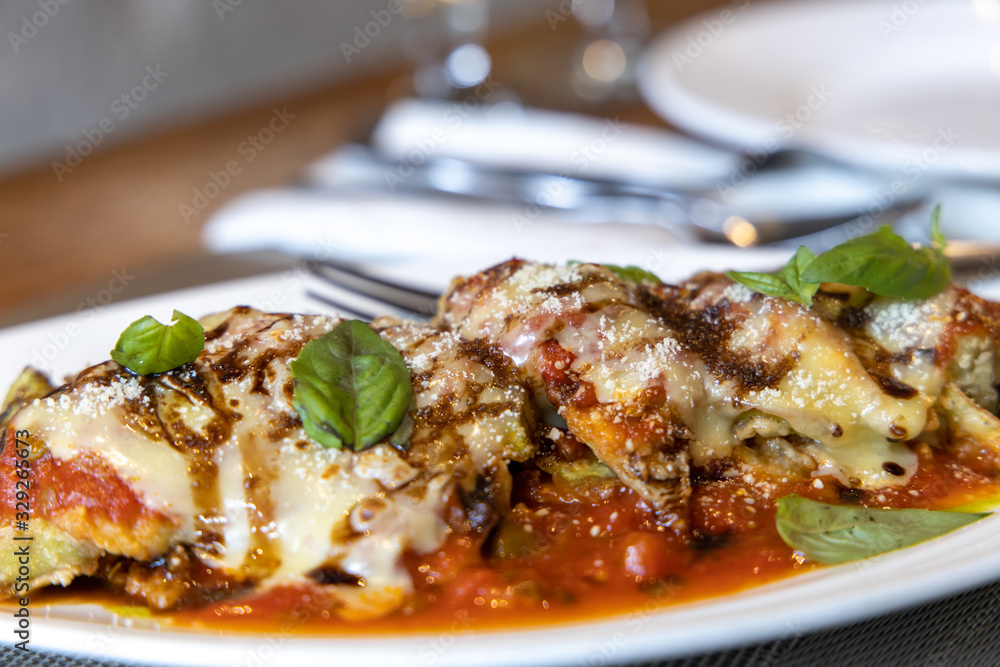 Cheese gratinated baked eggplant with Spanish Tomato Sauce Cheese gratinated baked eggplant with Spanish Tomato Sauce