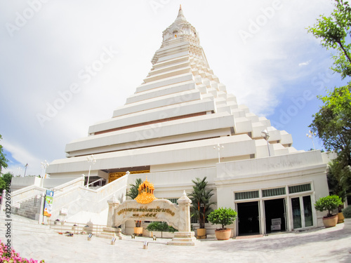 ワット・パークナム　ワット・パクナム　タイ　Wat Paknam Phasicharoen　