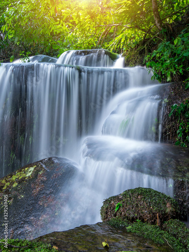 Fototapeta Naklejka Na Ścianę i Meble -  Mun Dang Waterfall at Phu Hin Rong Kla National Park, Thailand
