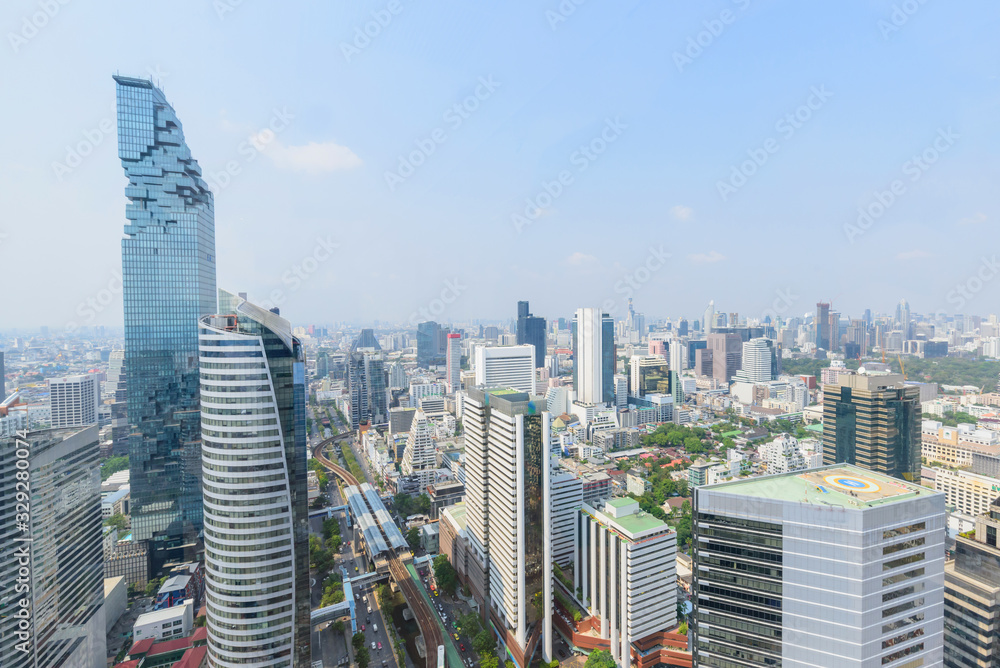 Fototapeta premium High view of high building in the city