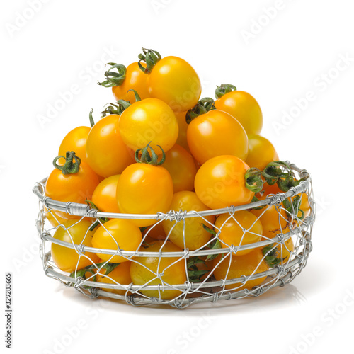 Fototapeta Naklejka Na Ścianę i Meble -  cherry tomatoes on white background 