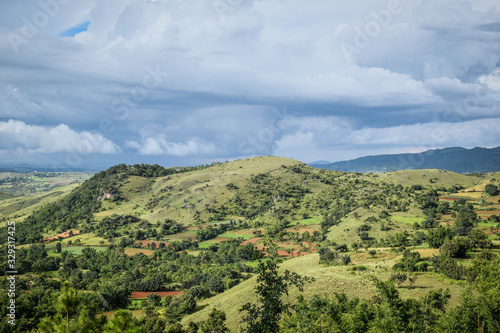 Hiking from Inle Lake to Kalaw