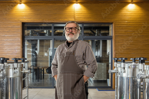 Fotografie Professional brewer on his own craft alcohol production