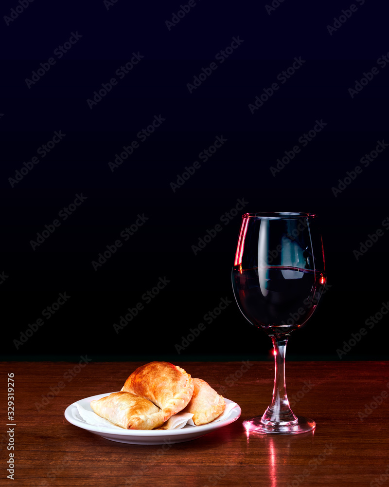 Naklejka premium Patty with wine