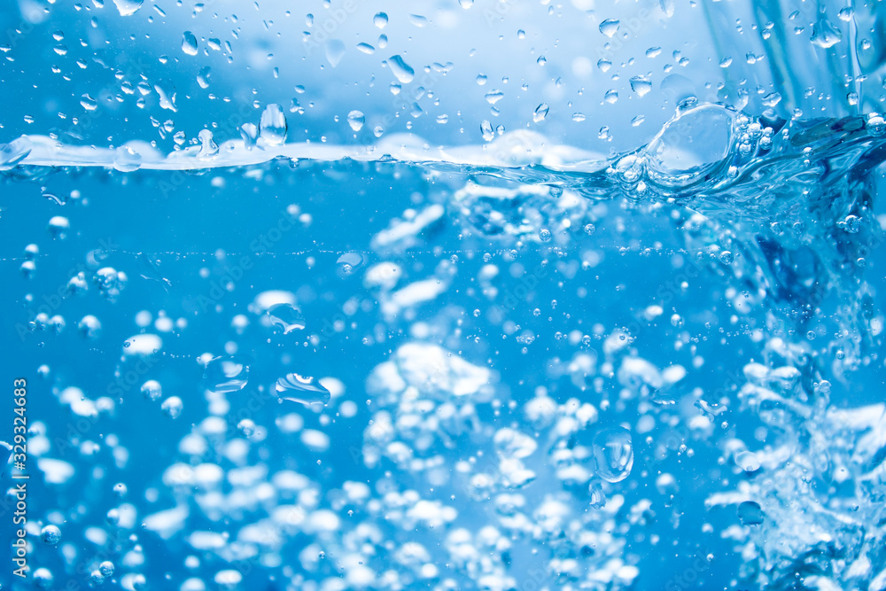 The water that was rippled inside had bubbles. The water that was rippled inside had bubbles.