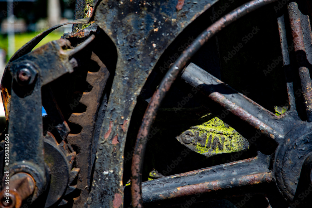 Fototapeta premium Gear and machine of an old port crane