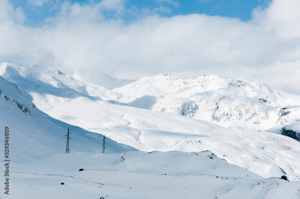 Bivio, Julierpass, Passstrasse, Passhöhe, Engadin, Alpen, Piz Turba, Piz Platta, Winter, Winterwanderweg, Wintersport, Graubünden, Schweiz Bivio, Julierpass, Passstrasse, Passhöhe, Engadin, Alpen, Piz Turba, Piz Platta, Winter, Winterwanderweg, Wintersport, Graubünden, Schweiz