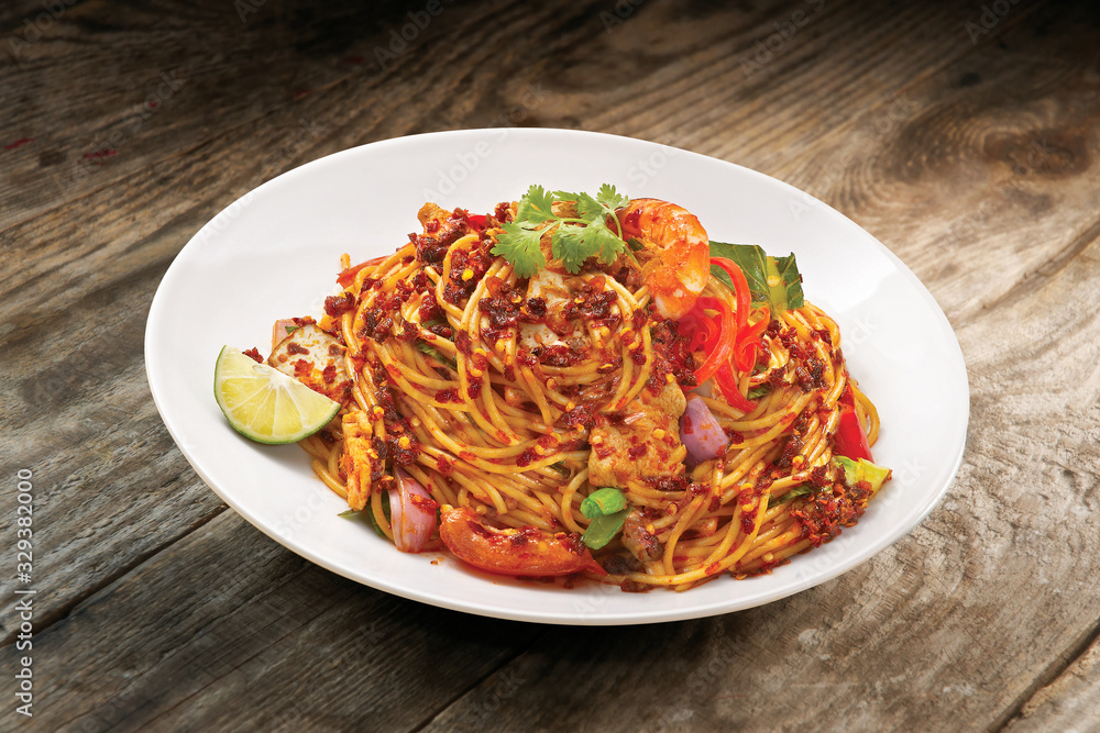 Spicy Asian style stir fried noodles Spicy Asian style stir fried noodles