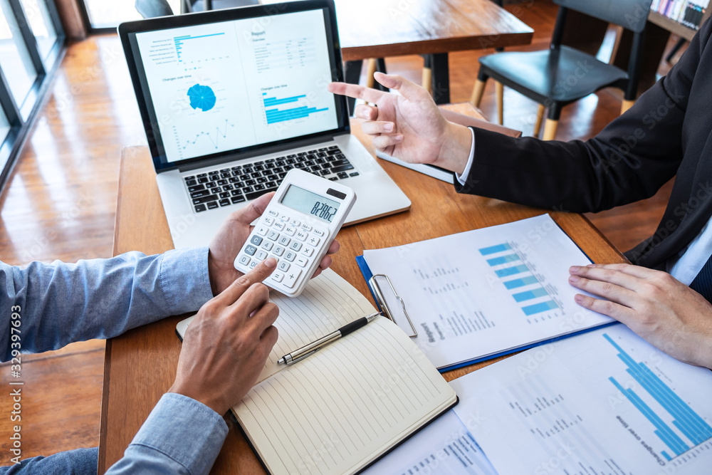 © Thitiphat - Business executive partner cooperation conference in investment ideas marketing planning and presentation finance project at meeting and strategy of business making to successful and growth profit © Thitiphat - Business executive partner cooperation conference in investment ideas marketing planning and presentation finance project at meeting and strategy of business making to successful and growth profit