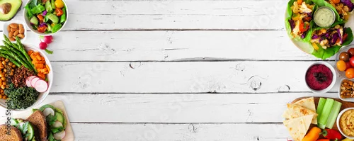 Obraz Zdrowe jedzenie na lunch, widok na tle drewna