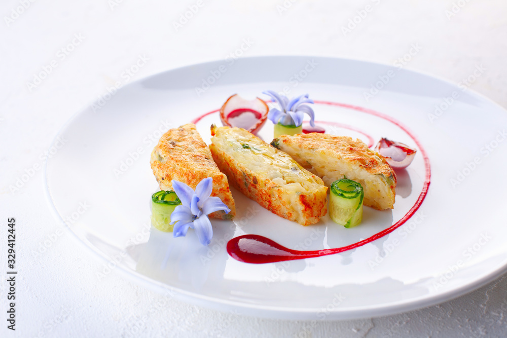 potato pancakes with cranberry sauce potato pancakes with cranberry sauce