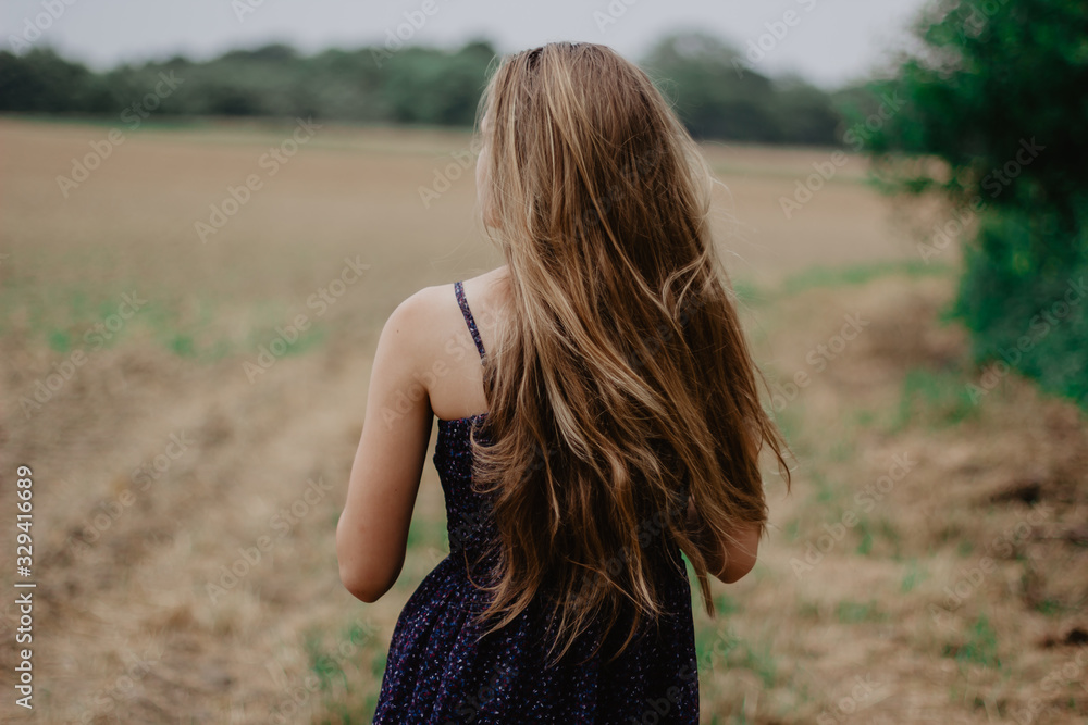 girl in the field girl in the field