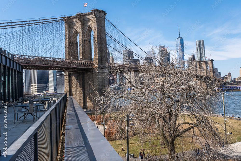 Obraz premium Miejsce widokowe mostu Brooklyn Bridge