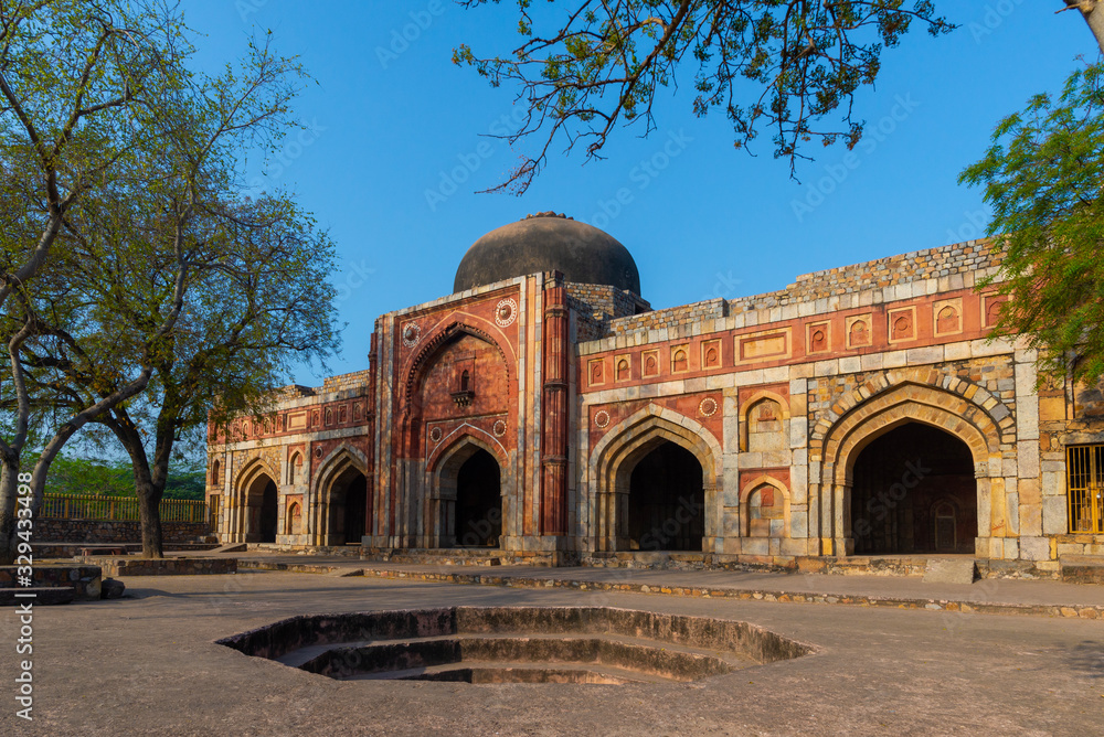Jamali Kamali Mosque, New Delhi, India