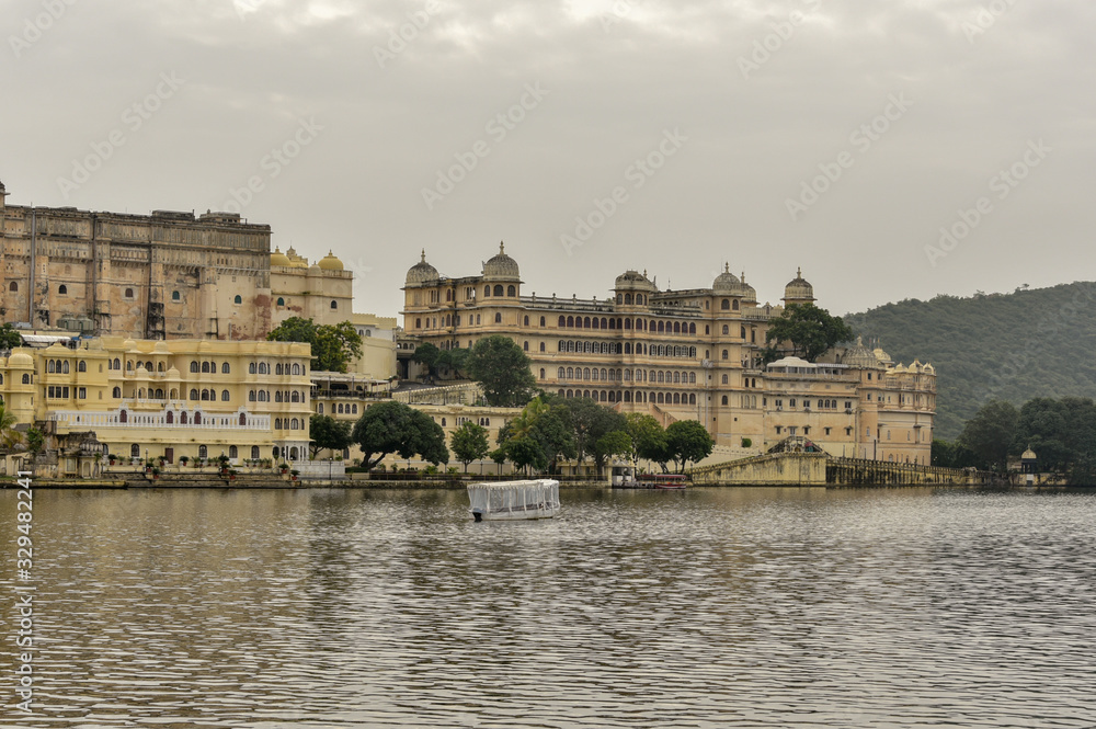 City palace view from Ambrai ghat, Udaipur, Rajasthan, India