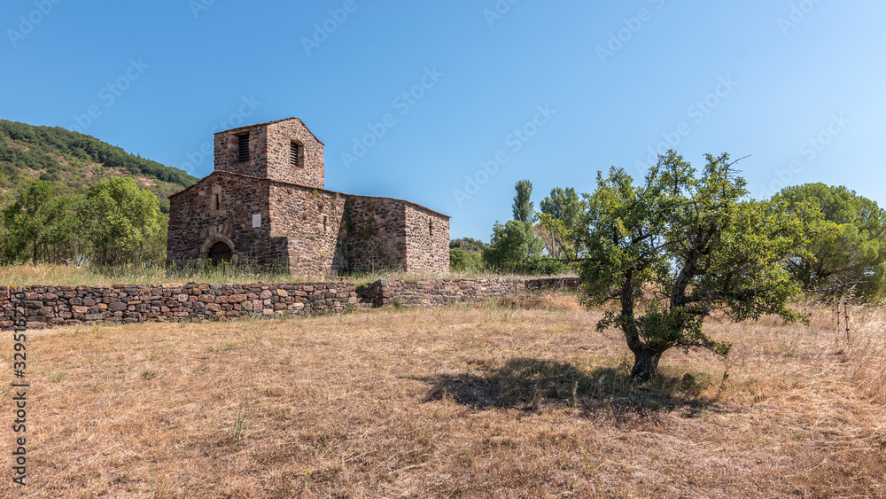 Chapelle Saint-Pierre de Mérifons