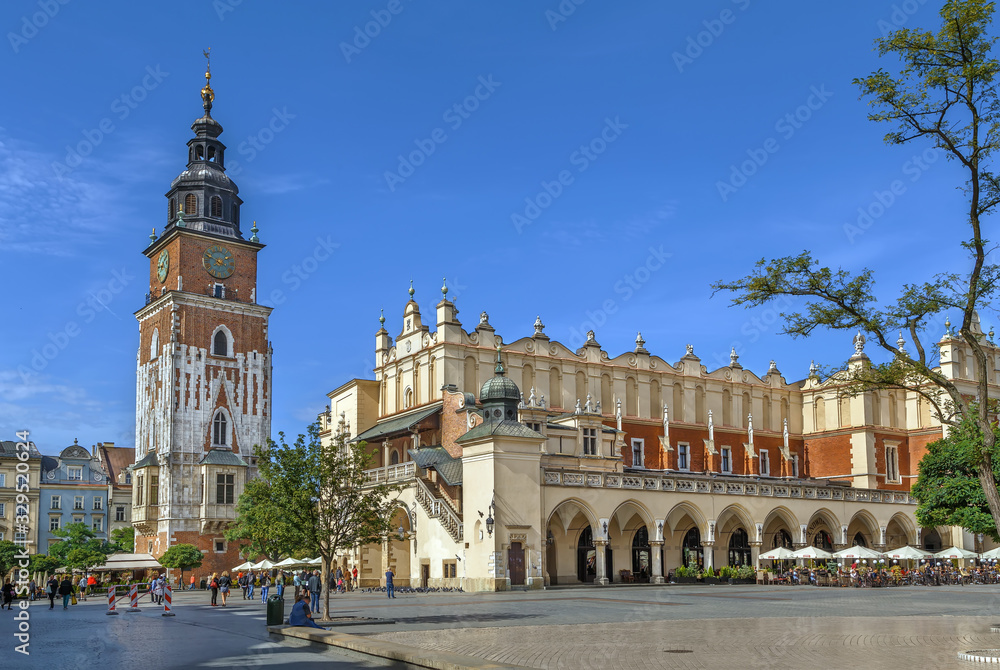 Obraz premium Cloth Hall and Town Hall Tower, Krakow, Poland