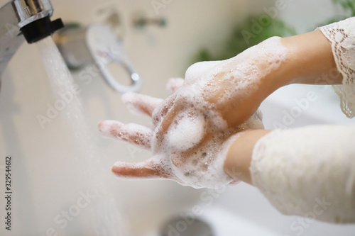ウイルス感染予防のための手洗い