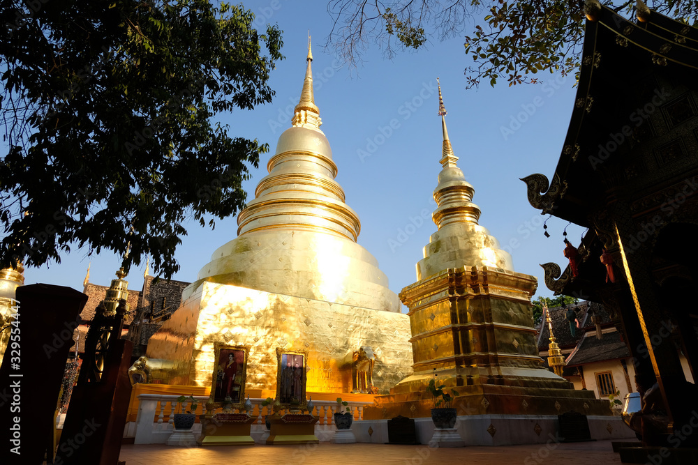 Fototapeta premium Wat Phra Singh is a Buddhist temple in Chiang Mai, northern Thailand
