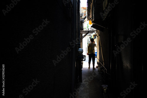 Fototapeta Naklejka Na Ścianę i Meble -  photographer silhouette