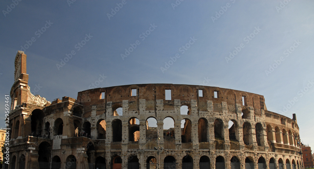 Colosseum, Flavian Amphitheatre, oval amphitheatre in the centre of the city of Rome, Italy 