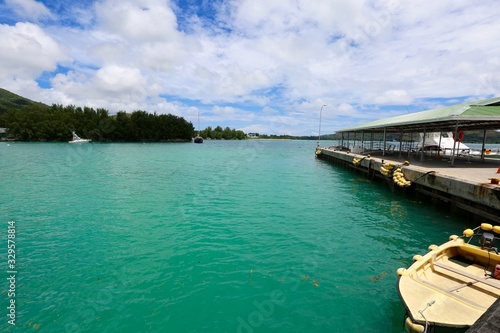 Wallpaper Mural ponton de bateau à Praslin, Seychelles Torontodigital.ca