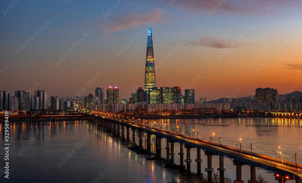 london skyline at night