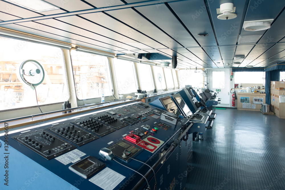 The control room of ship's bridge. Gear, steering propeller