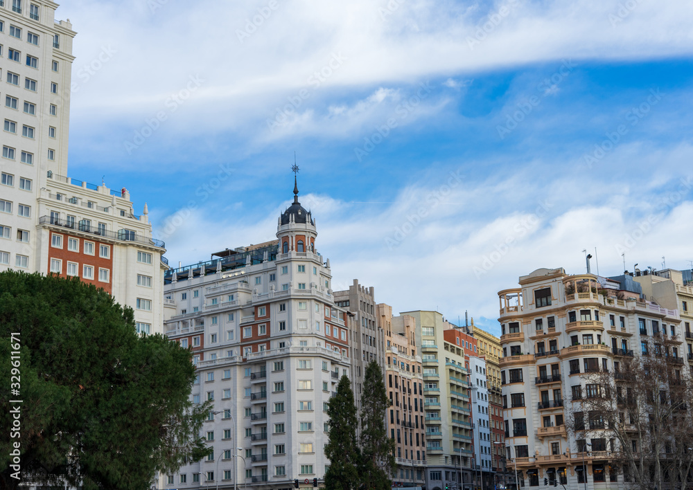 Edificios típicos de el centro de Madrid (España)