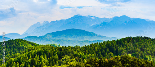Фотография Postavarul Massif part of the Romanian Carpathians mountains range