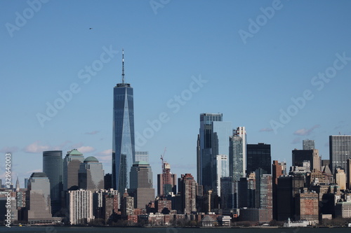New York City Skyline Zoomed Clear Sky © Michel