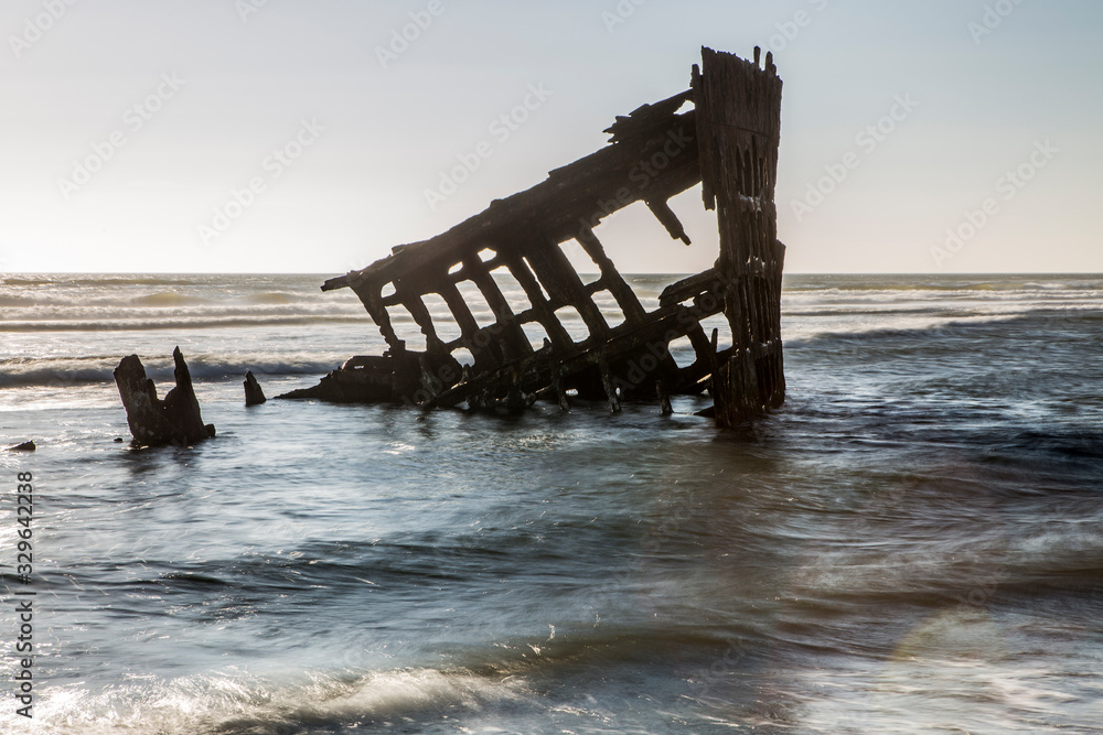 Naklejka premium Shipwreck