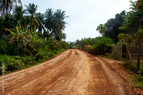 Phumĭ O Srâlau Cambodia Red Clay Roads