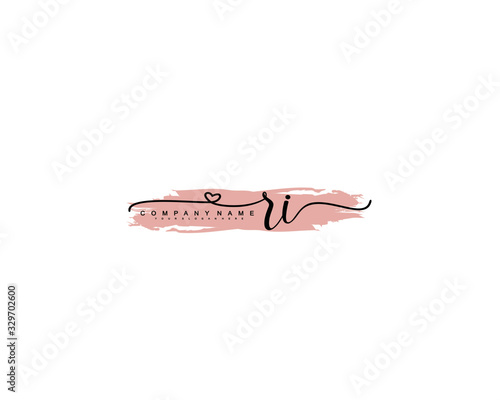 Letter RI handwrititing logo with a beautiful template