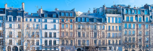 Photography Paris, ile de la Cite and quai des Orfevres, beautiful ancient buildings, panora