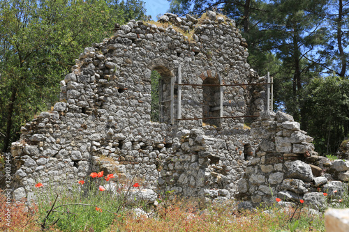 Ruines in ancient Olympos city