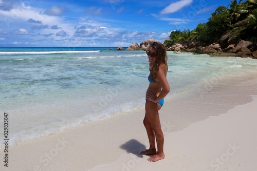 jeune à la plage, Seychelles