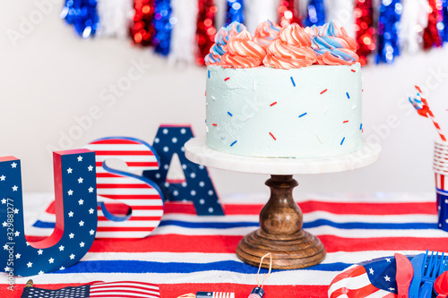 Vanilla round cake
