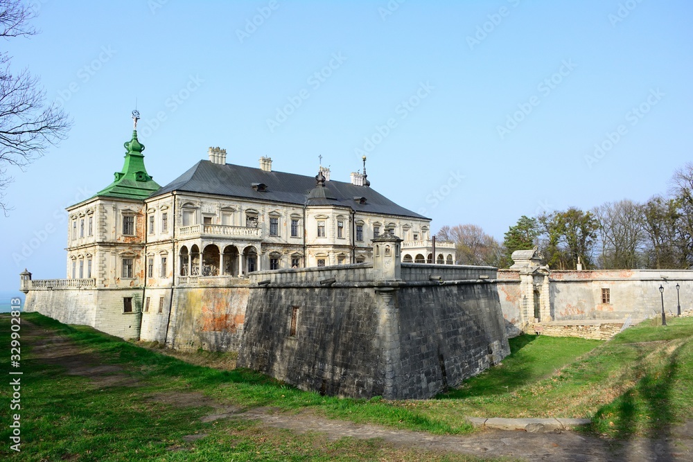 Podgoretsky castle - a well-preserved renaissance palace