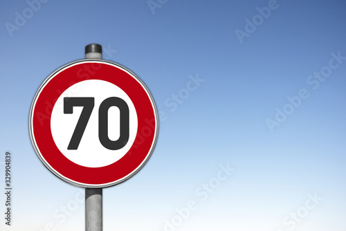 Verkehrsschild, Höchstgeschwindigkeit, 70 km/h,