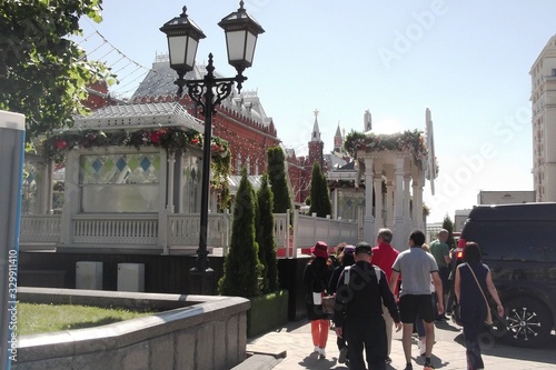 Canvas Print street near moscow kremlin