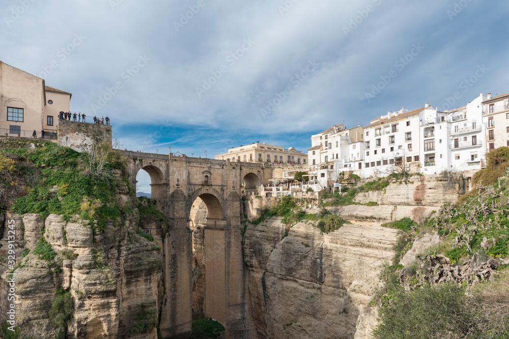Ronda es un municipio español de la provincia de Málaga. Ronda es un municipio español de la provincia de Málaga.